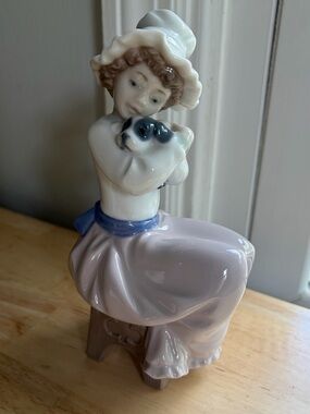 Nao Porcelain by Lladro “A BIG HUG”Girl Hugging a Puppy Dog c1980’s